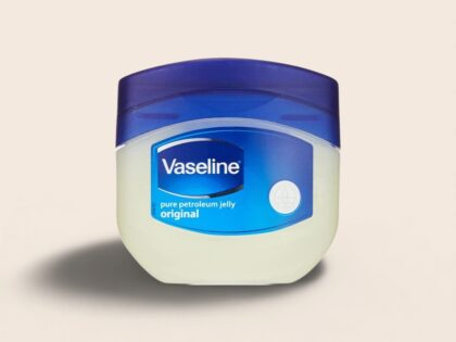 Vaseline - Pure Petroleum Jelly Original 100ml